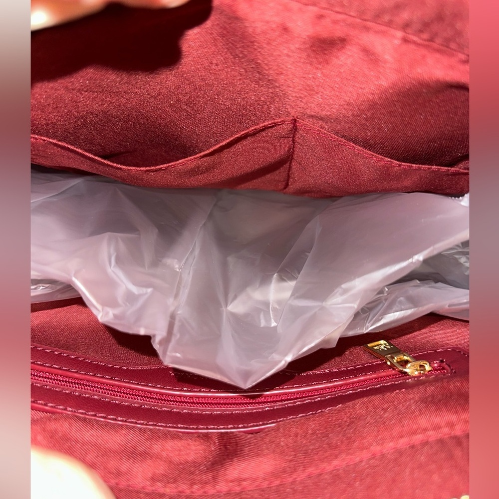 NWT Badgkey Mischka burgundy tote - Picture 11 of 12